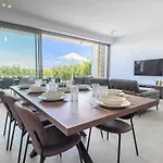 Villa Azure Vista Collection *