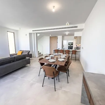 فيلة Azure Vista Collection بروتاراس