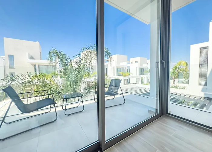 Azure Vista Collection Vila